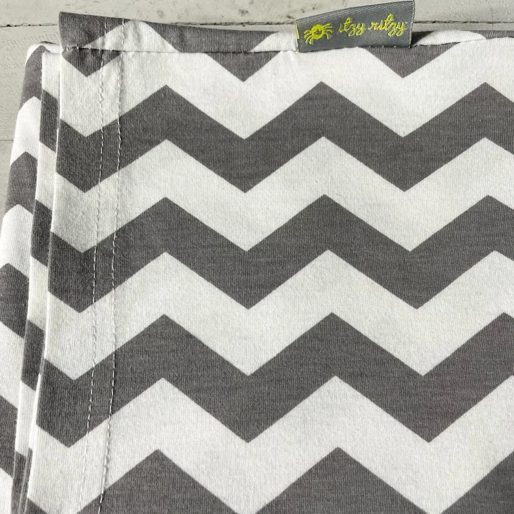 ITZY RITZY Chevron Print Infinity Breastfeeding Scarf